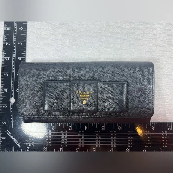 Prada Black Saffiano Bow Long Wallet Zip Coin Italy - Picture 12 of 12